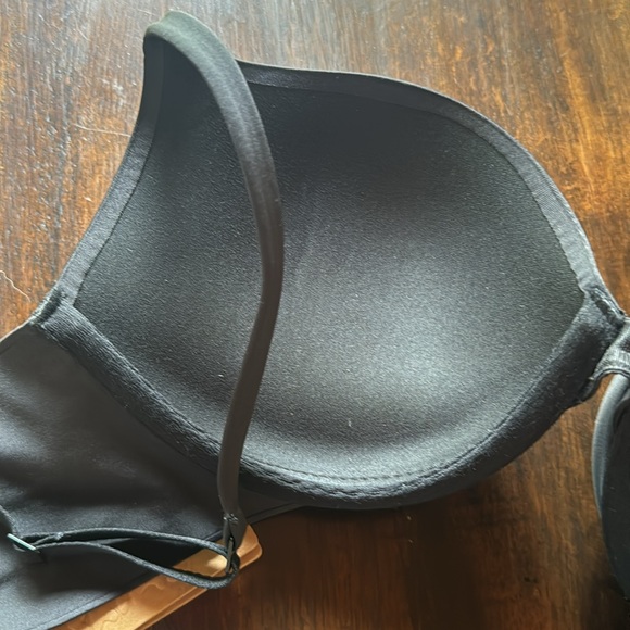 SKIMS Ultimate Collection Push Up Plunge Bra NWT - Picture 7 of 8